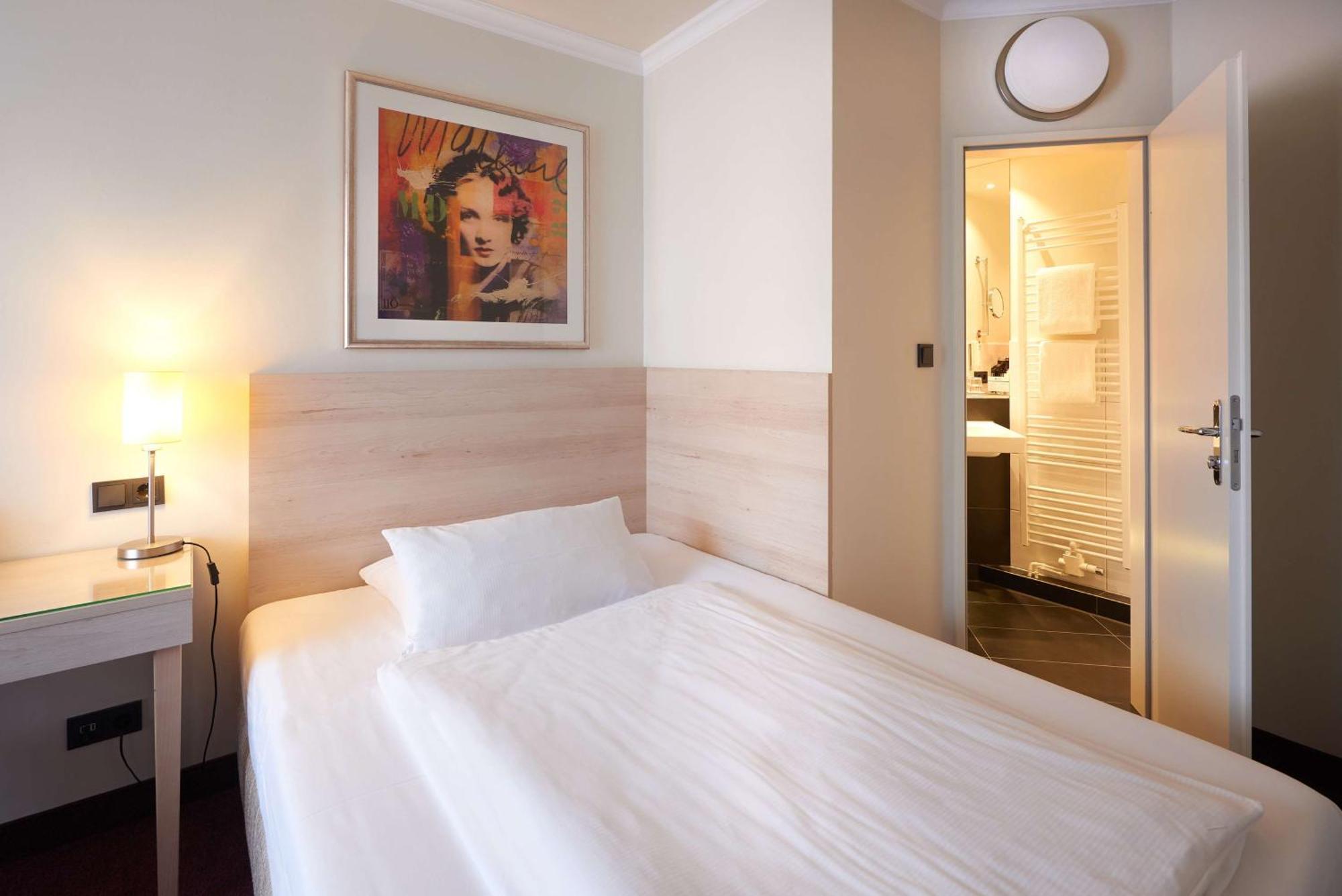 เบสต์ เวสเทิร์น โฮเทล ฮัมบวร์ค อินเตอร์เนชั่นแนล Hotel ฮัมบูร์ก ภายนอก รูปภาพ