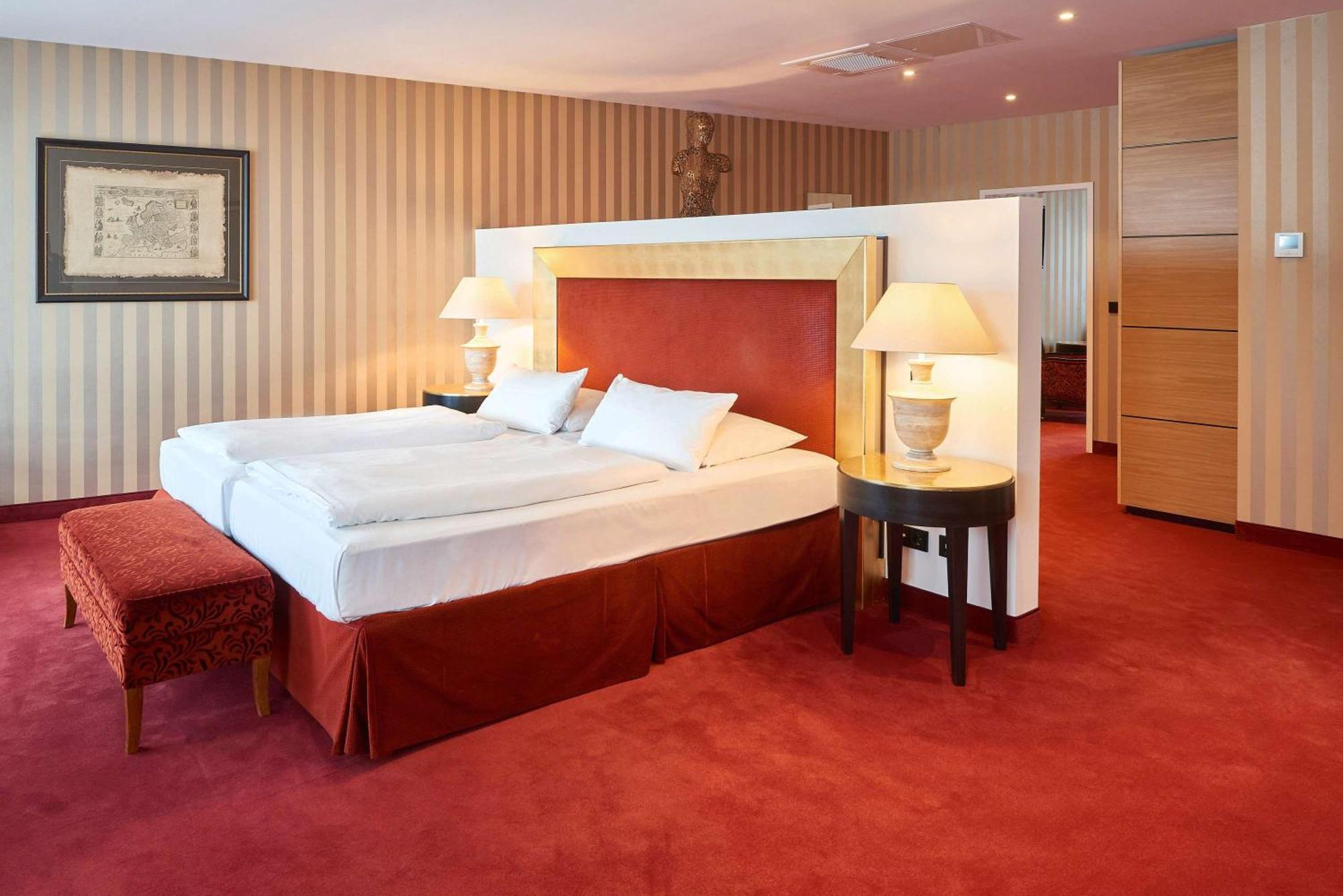 เบสต์ เวสเทิร์น โฮเทล ฮัมบวร์ค อินเตอร์เนชั่นแนล Hotel ฮัมบูร์ก ภายนอก รูปภาพ