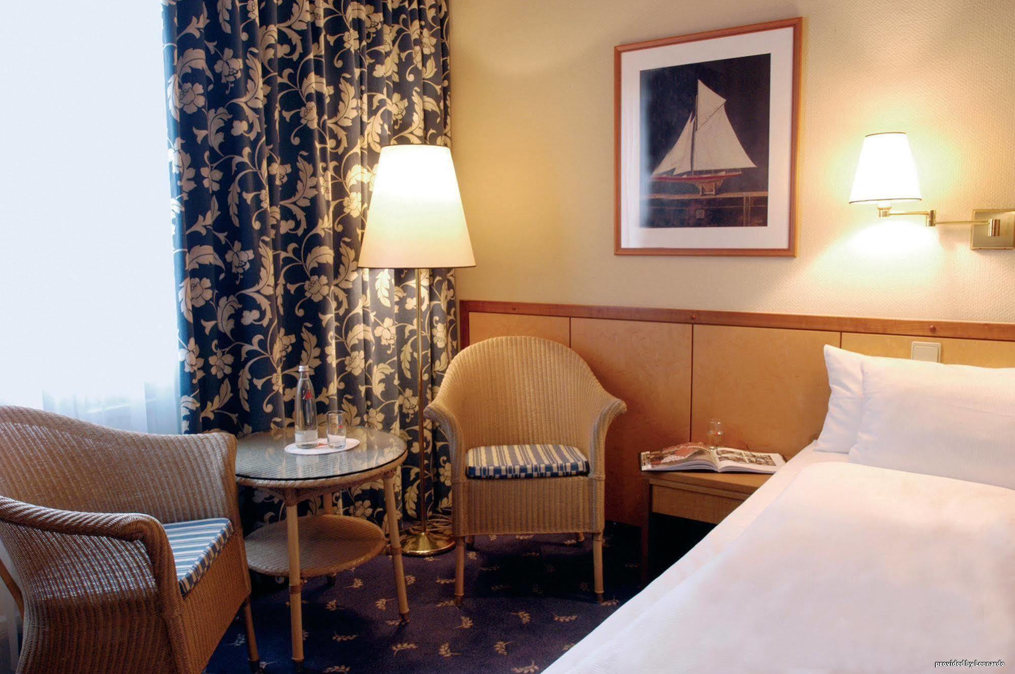 เบสต์ เวสเทิร์น โฮเทล ฮัมบวร์ค อินเตอร์เนชั่นแนล Hotel ฮัมบูร์ก ภายนอก รูปภาพ